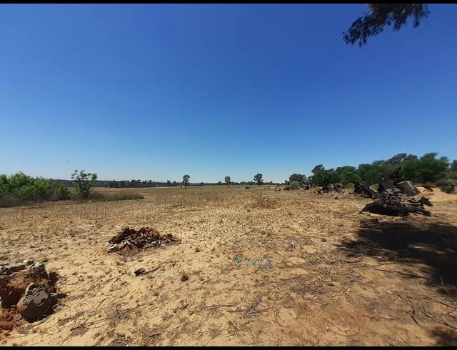 2,011M² VACANT LAND FOR SALE IN VAALPARK